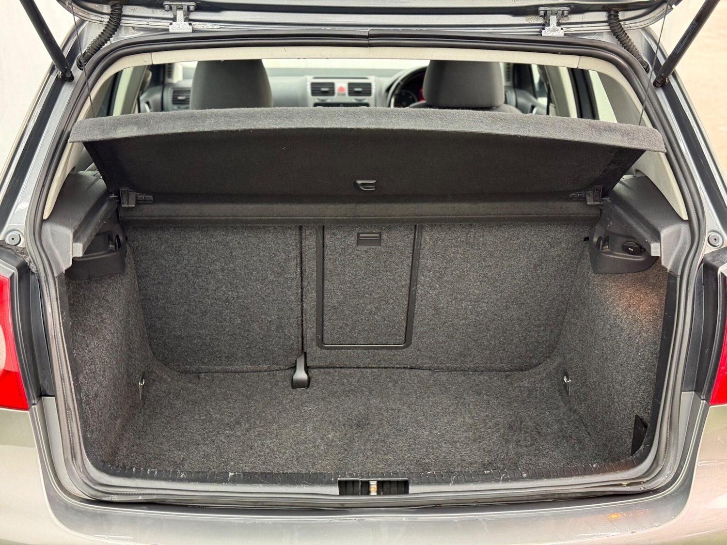 Used Volkswagen Golf 2008 for sale - 77705437: Photo 8