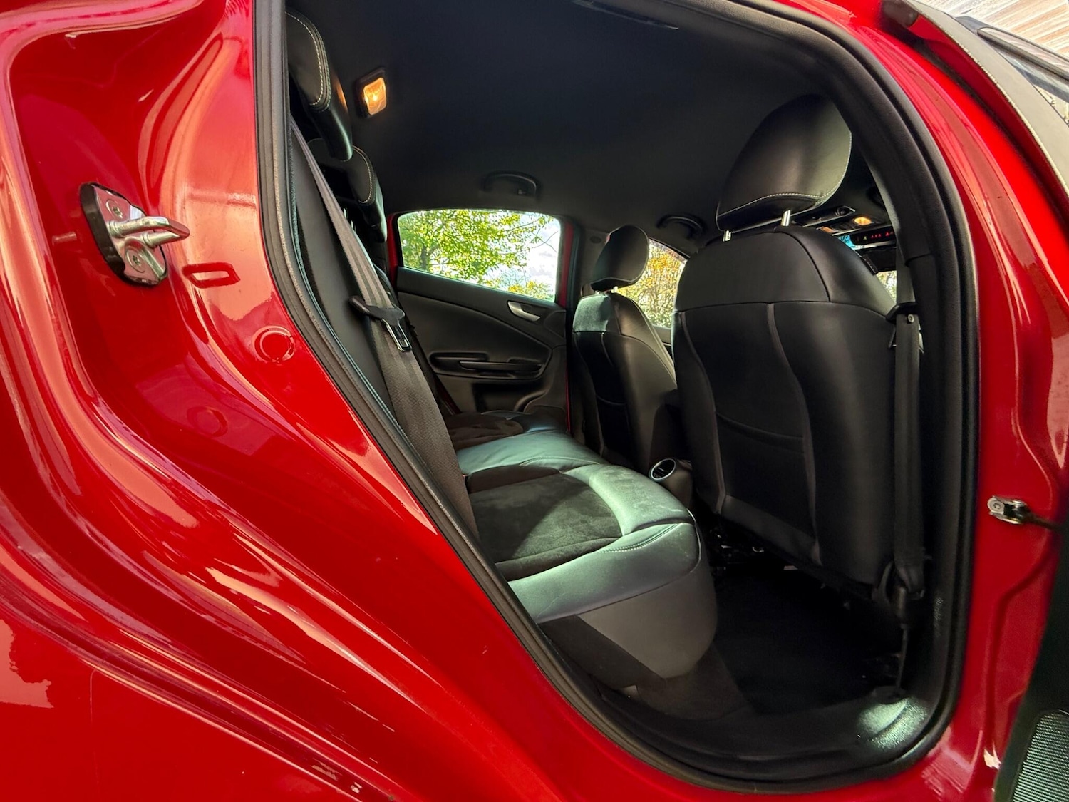 Used Alfa Romeo Giulietta 2015 for sale - 76441259: Photo 19