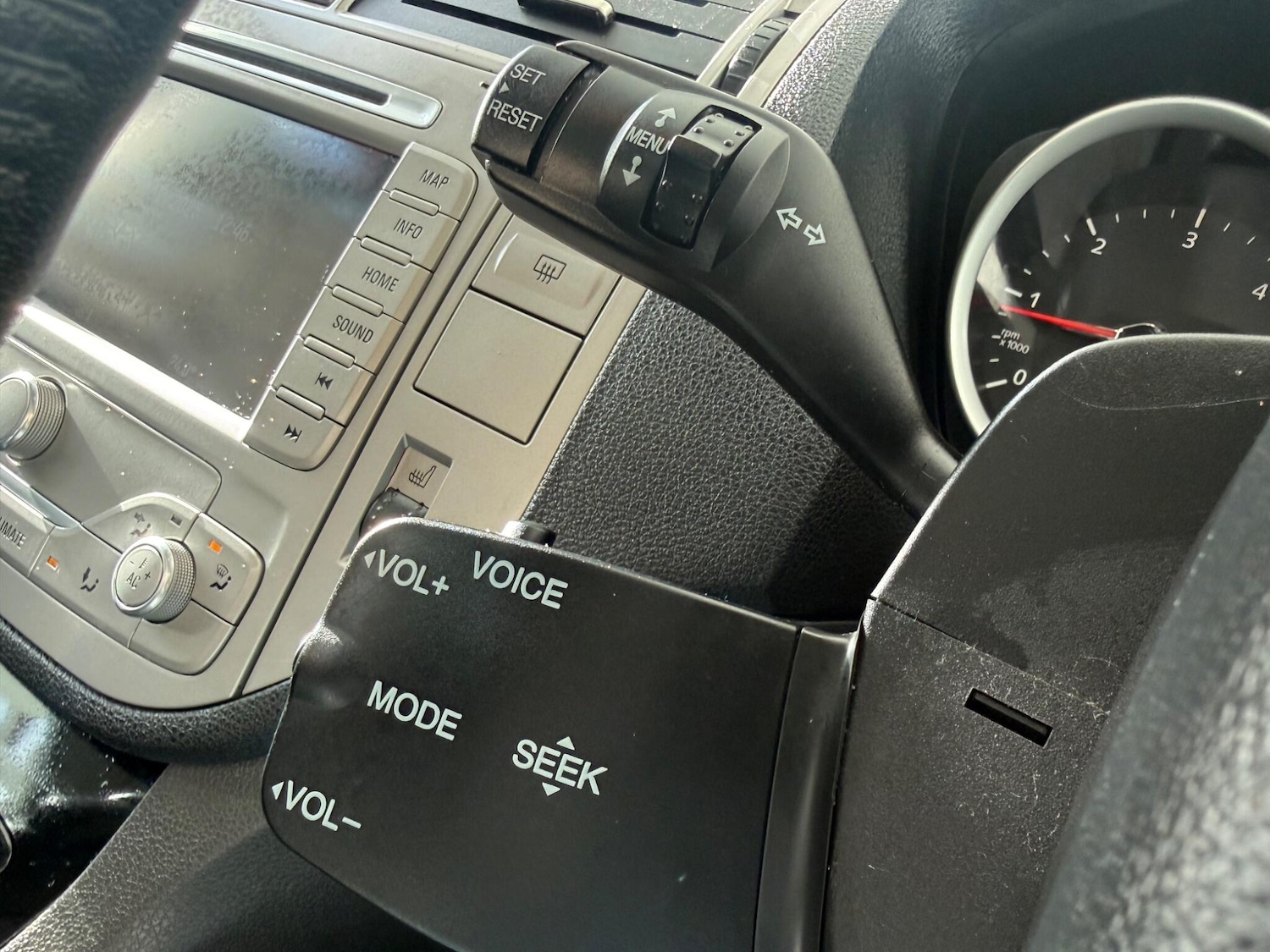 Used Ford Kuga 2012 for sale - 77074601: Photo 35