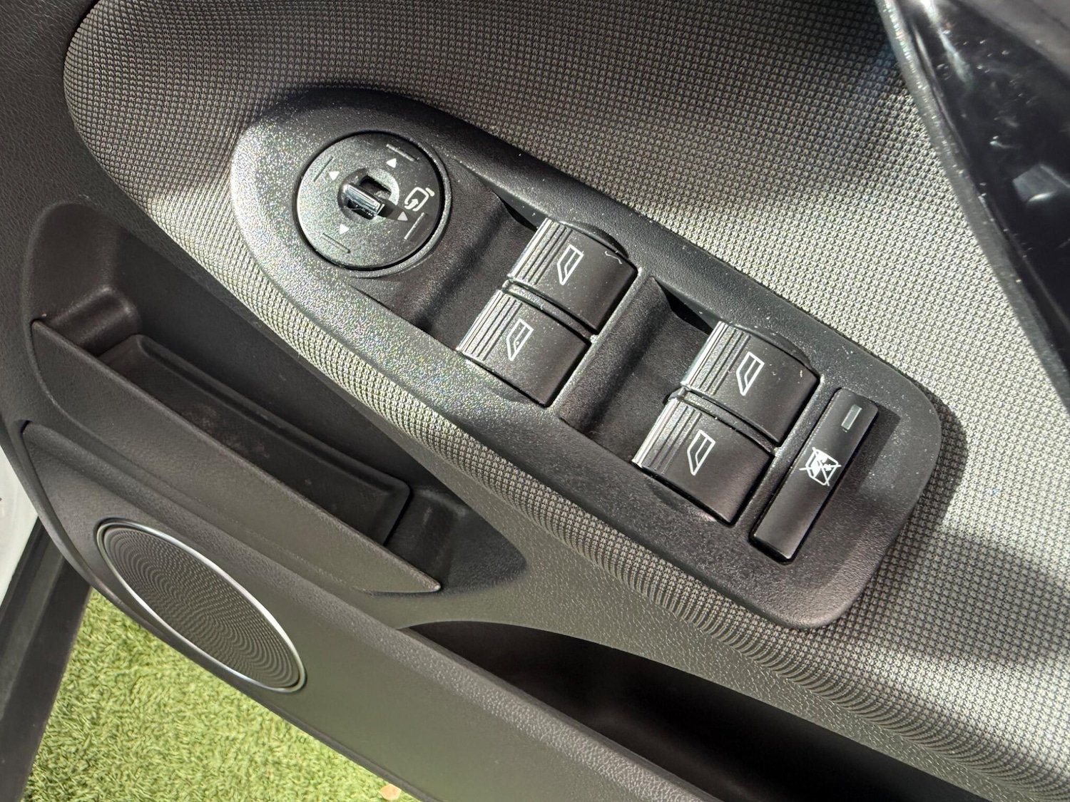 Used Ford Kuga 2012 for sale - 77074601: Photo 39