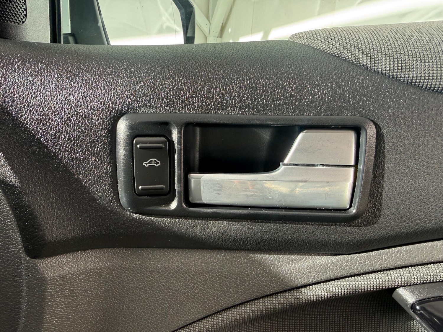 Used Ford Kuga 2012 for sale - 77074601: Photo 40