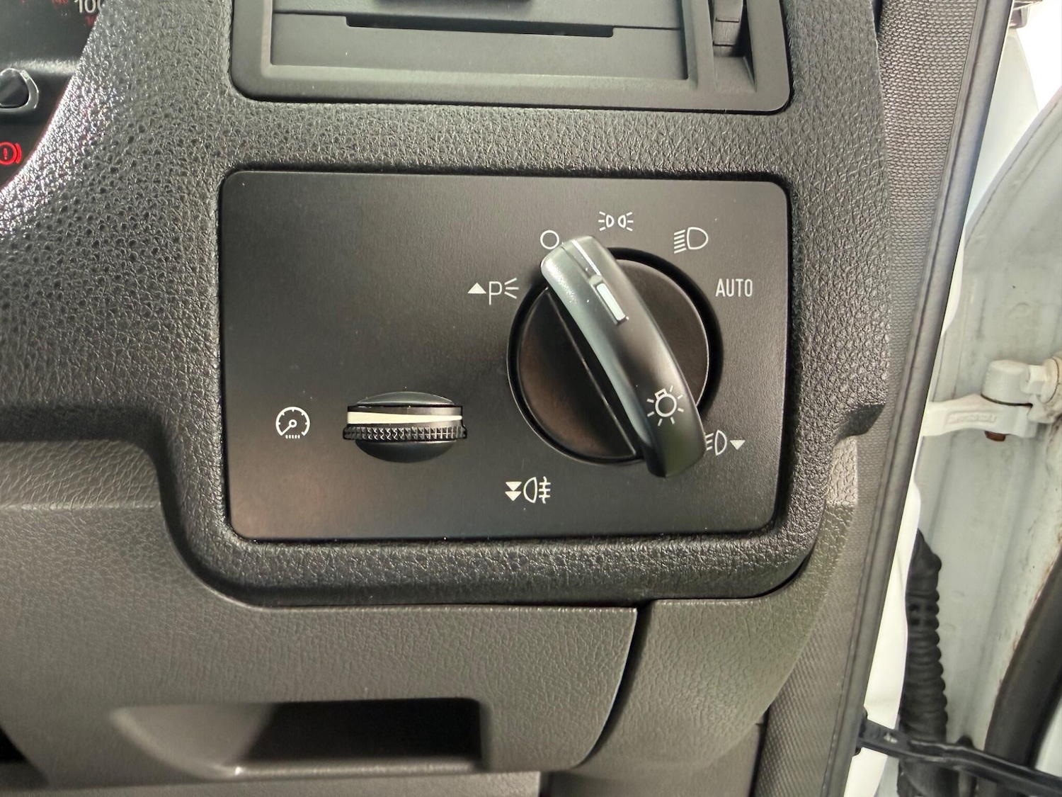 Used Ford Kuga 2012 for sale - 77074601: Photo 41