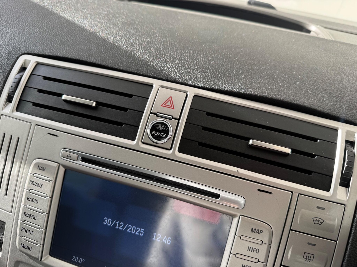 Used Ford Kuga 2012 for sale - 77074601: Photo 42