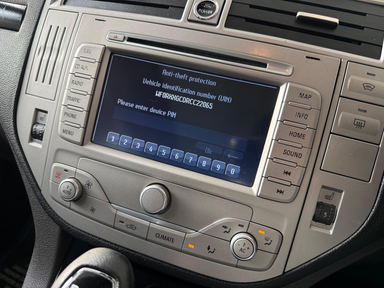 Used Ford Kuga 2012 for sale - 77074601: Photo 44