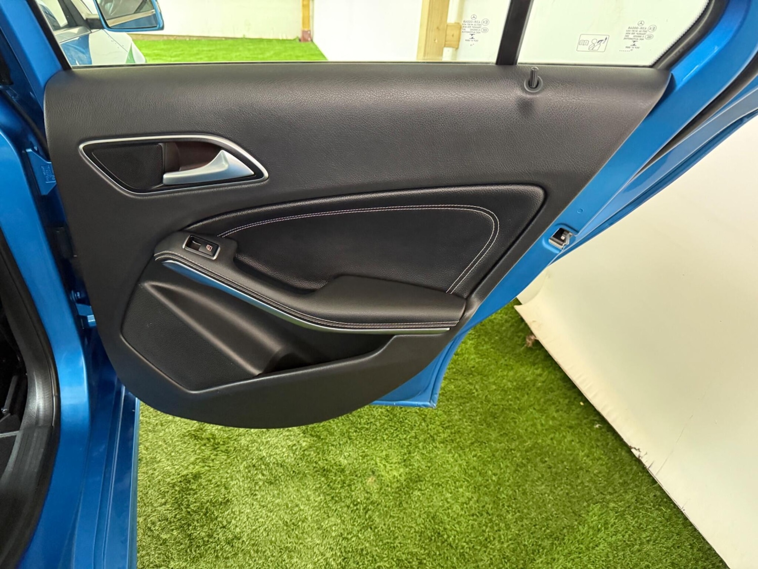 Used Mercedes-Benz A-Class 2015 for sale - 76976697: Photo 21