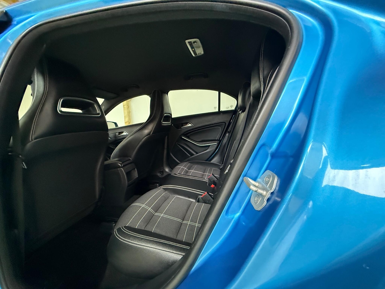 Used Mercedes-Benz A-Class 2015 for sale - 76976697: Photo 23