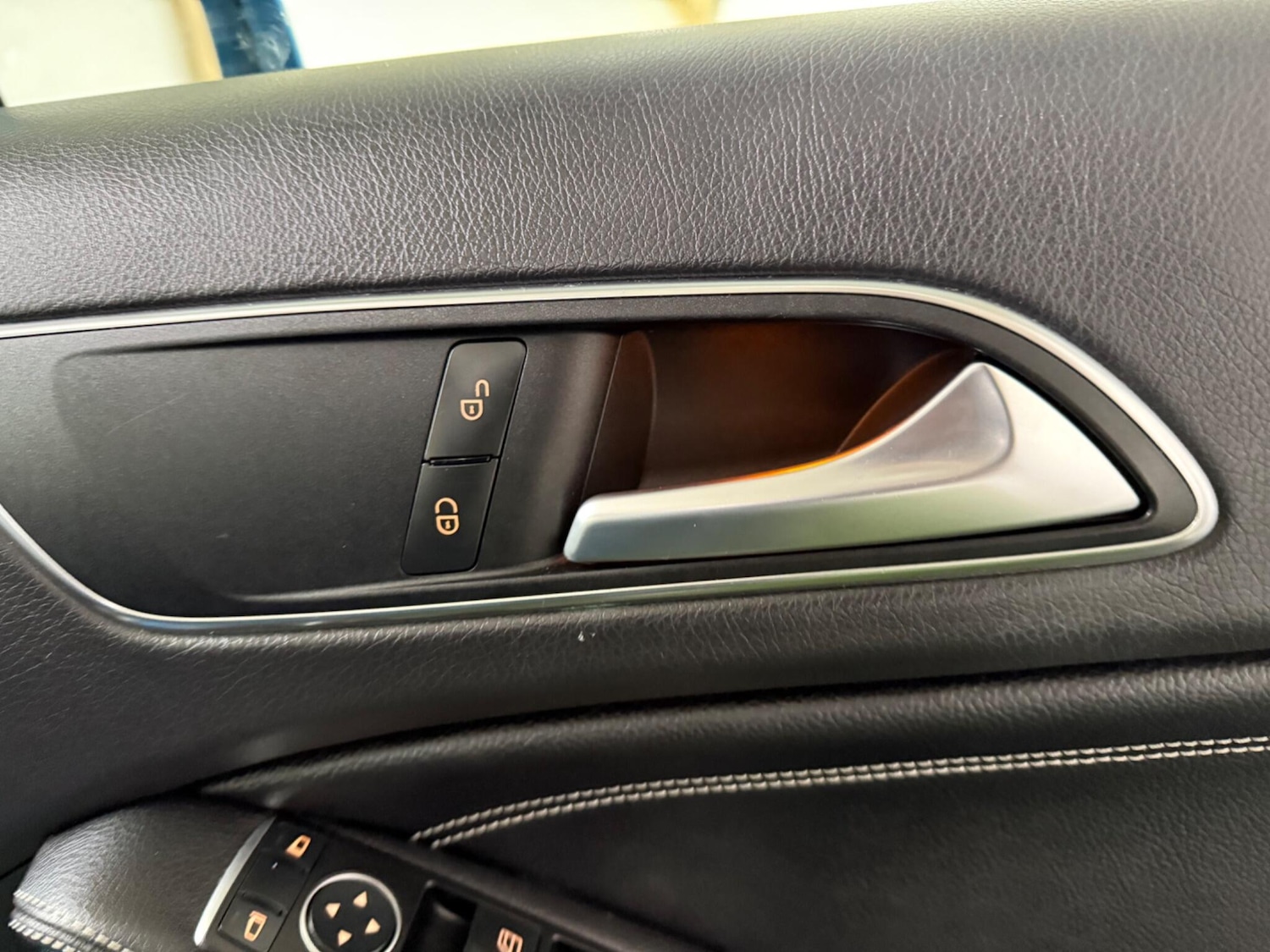 Used Mercedes-Benz A-Class 2015 for sale - 76976697: Photo 40