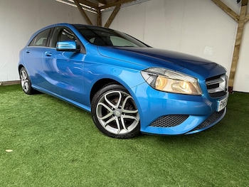 Used Mercedes-Benz A-Class 2015 for sale - 76976697: Photo