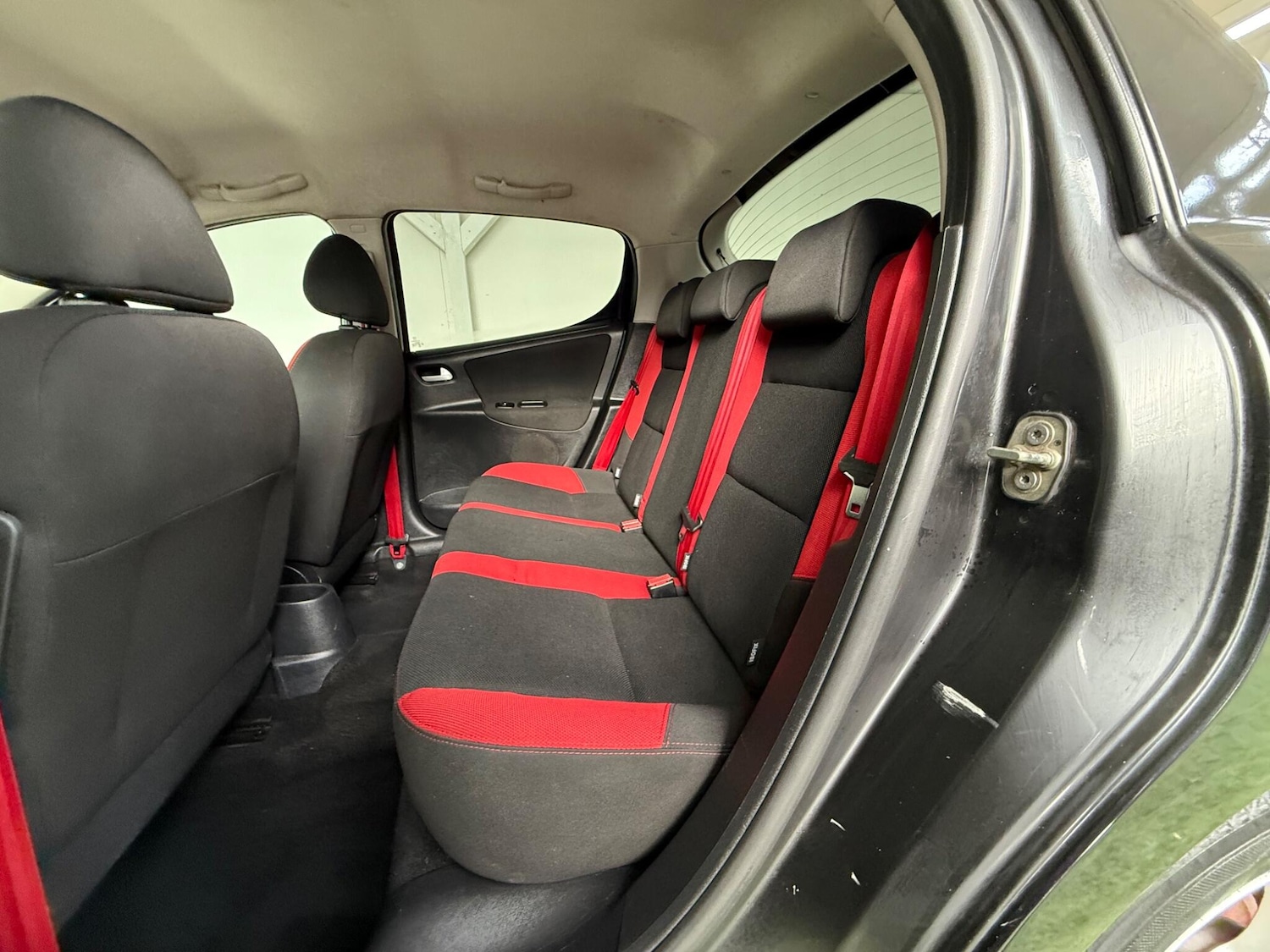 Used Peugeot 207 2012 for sale - 76689394: Photo 23