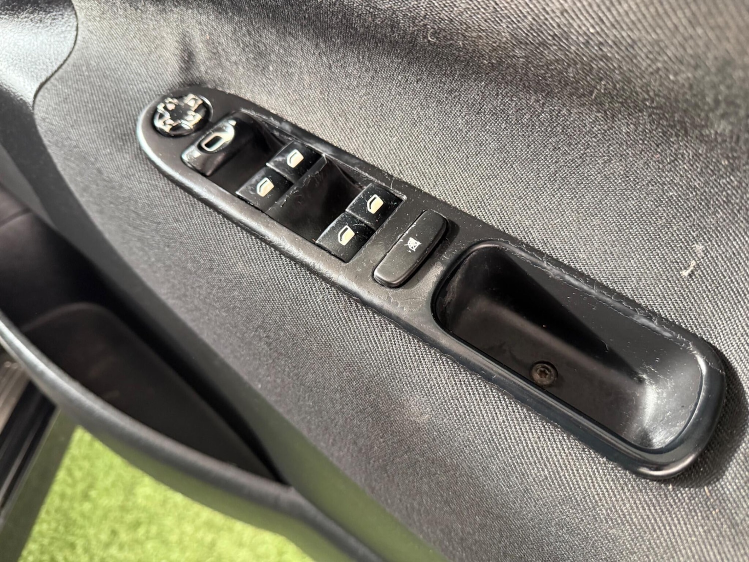 Used Peugeot 207 2012 for sale - 76689394: Photo 37