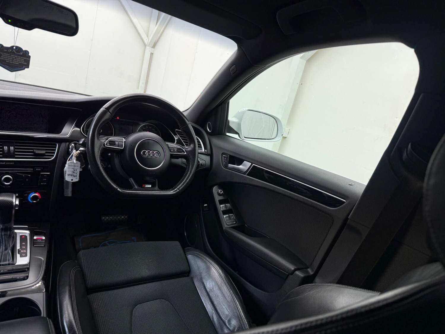 Used Audi A4 for sale - 77267472: Photo 39