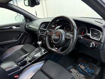 Used Audi A4 2014 for sale - 77267472: Photo