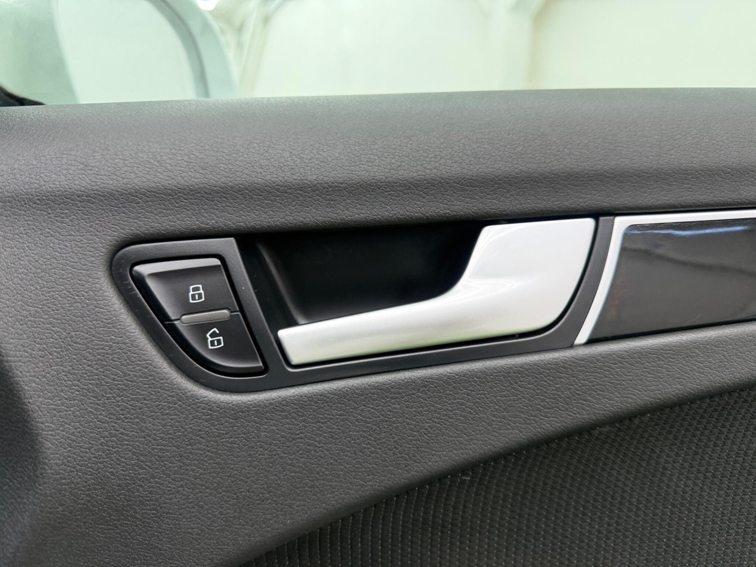 Used Audi A4 for sale - 77267472: Photo 41