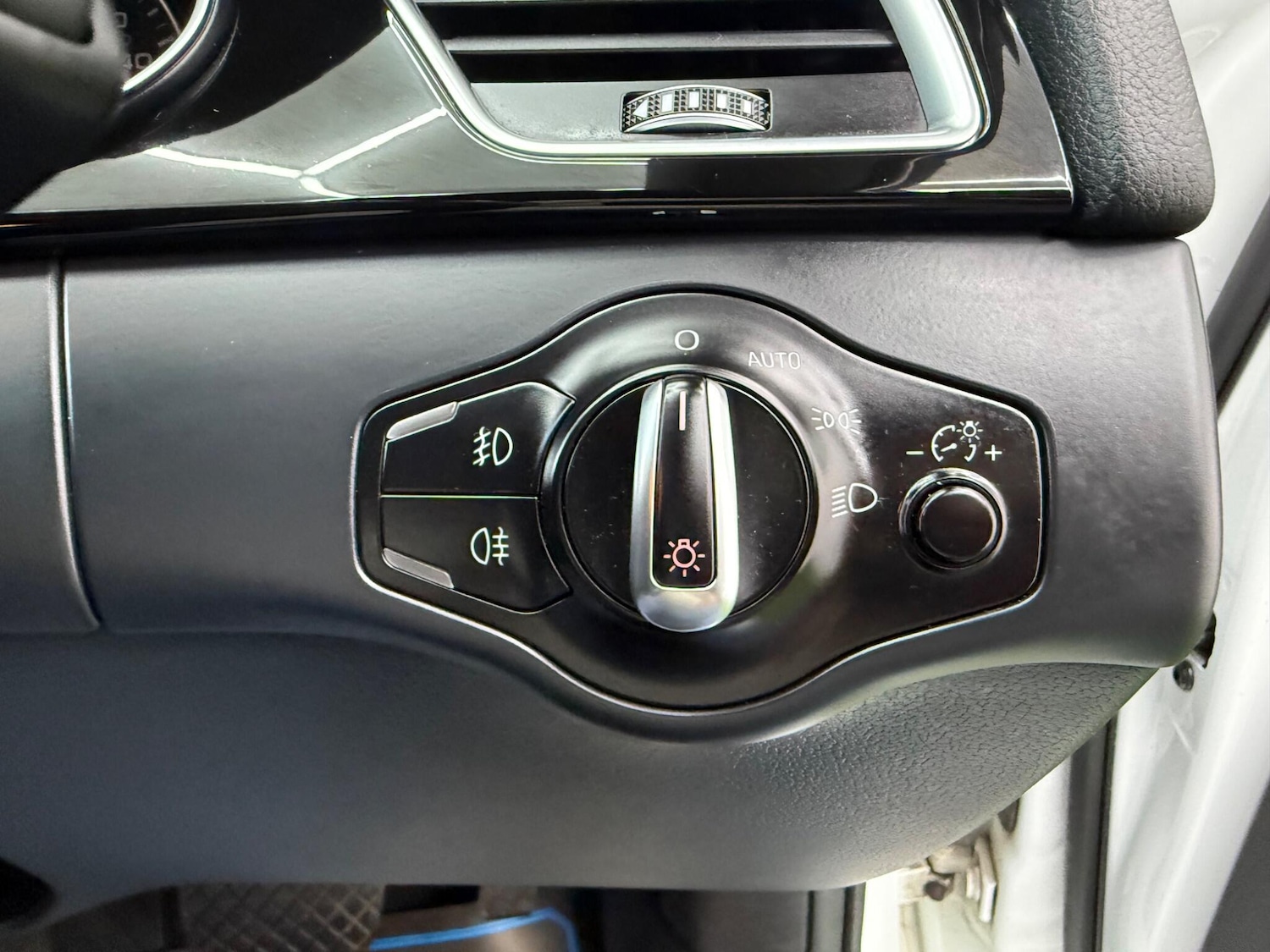 Used Audi A4 for sale - 77267472: Photo 42