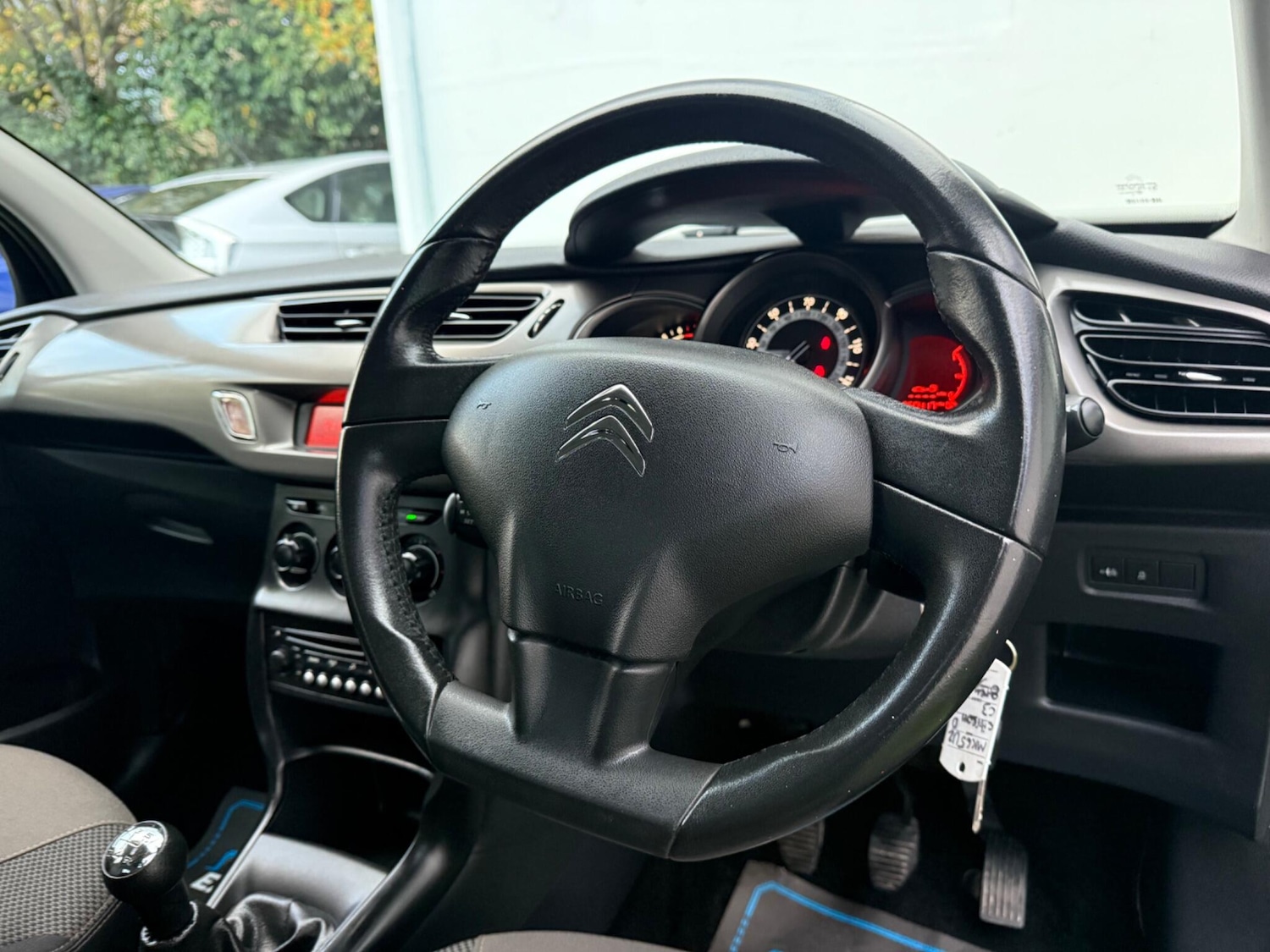 Used Citroen C3 2015 for sale - 76336827: Photo 15