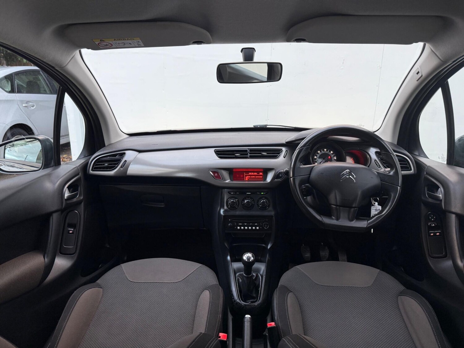 Used Citroen C3 2015 for sale - 76336827: Photo 28