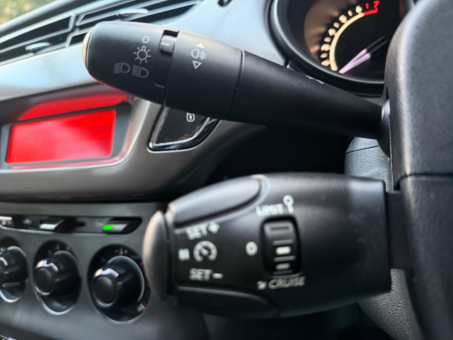 Used Citroen C3 2015 for sale - 76336827: Photo 34