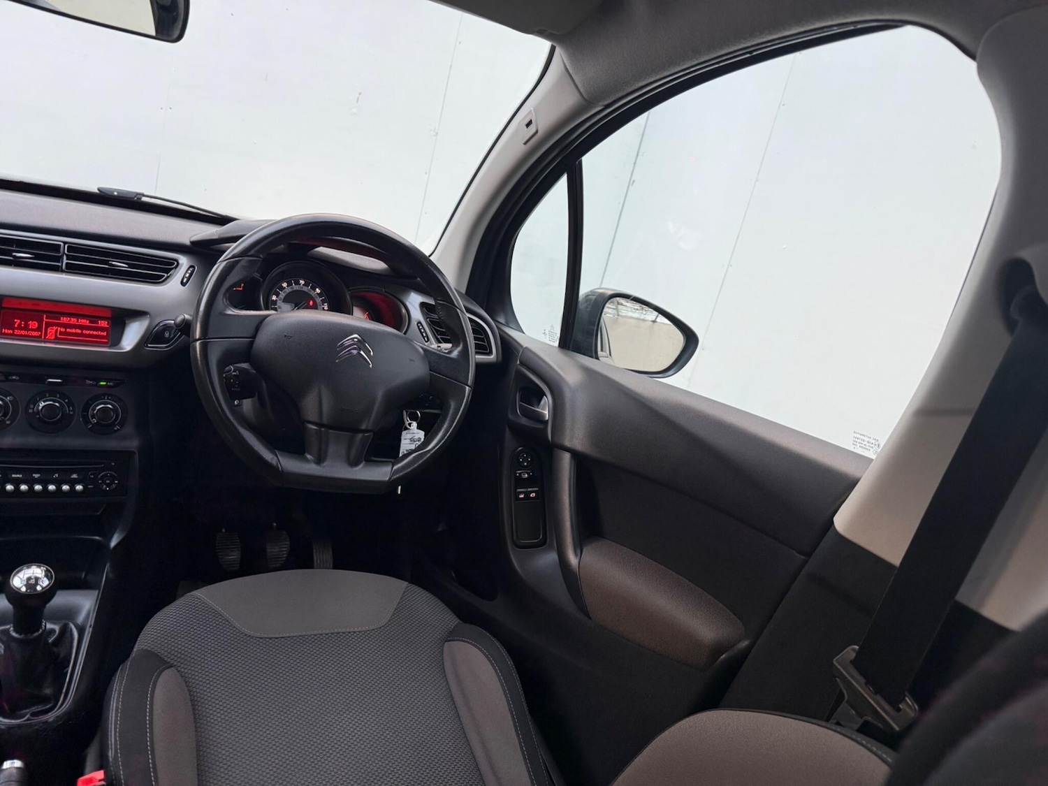 Used Citroen C3 2015 for sale - 76336827: Photo 37