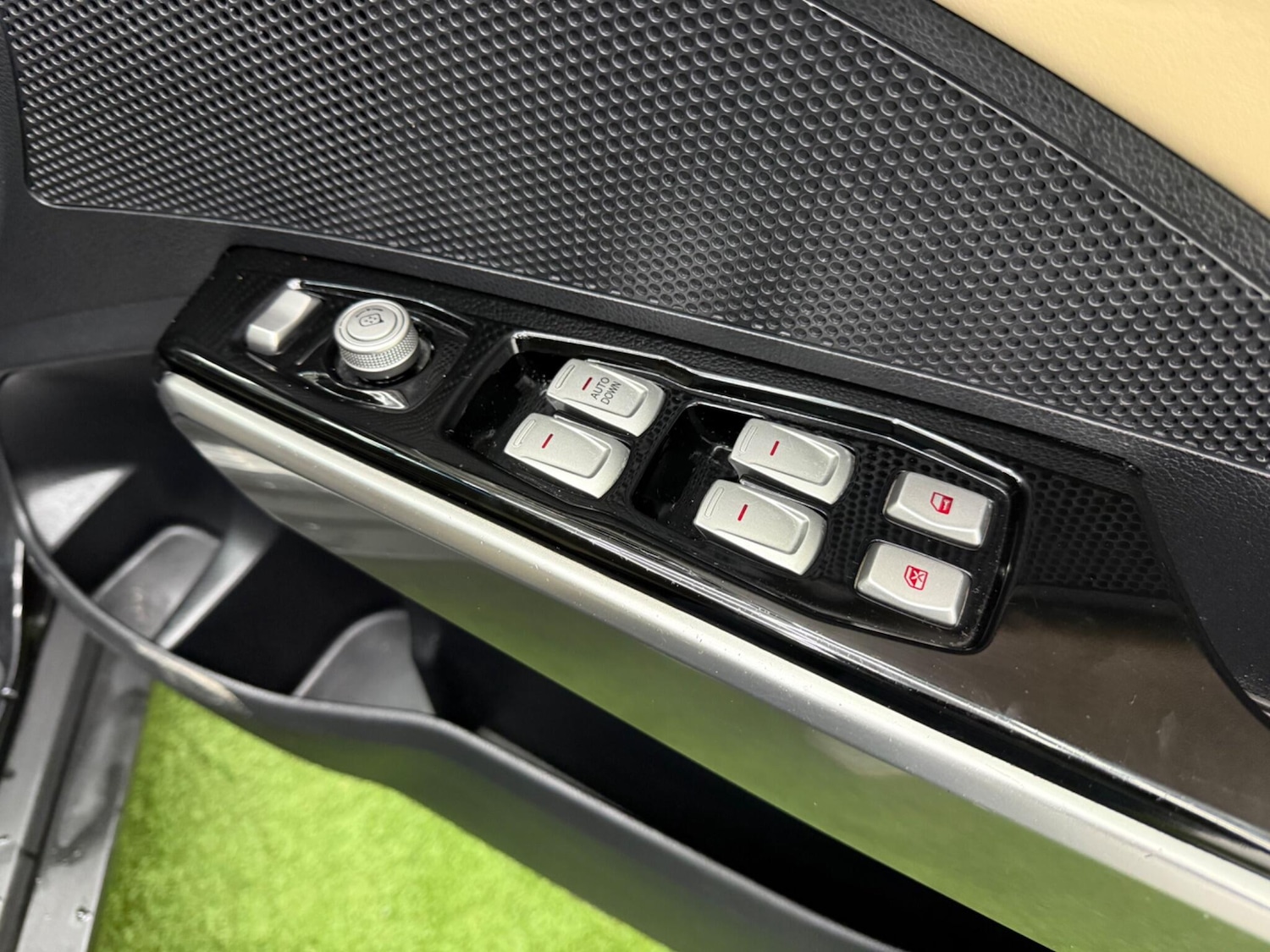 Used Ssangyong Tivoli 2016 for sale - 77130972: Photo 40