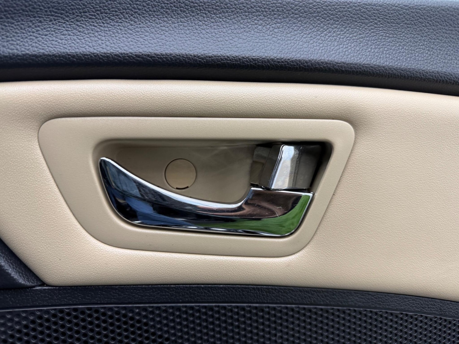 Used Ssangyong Tivoli 2016 for sale - 77130972: Photo 41