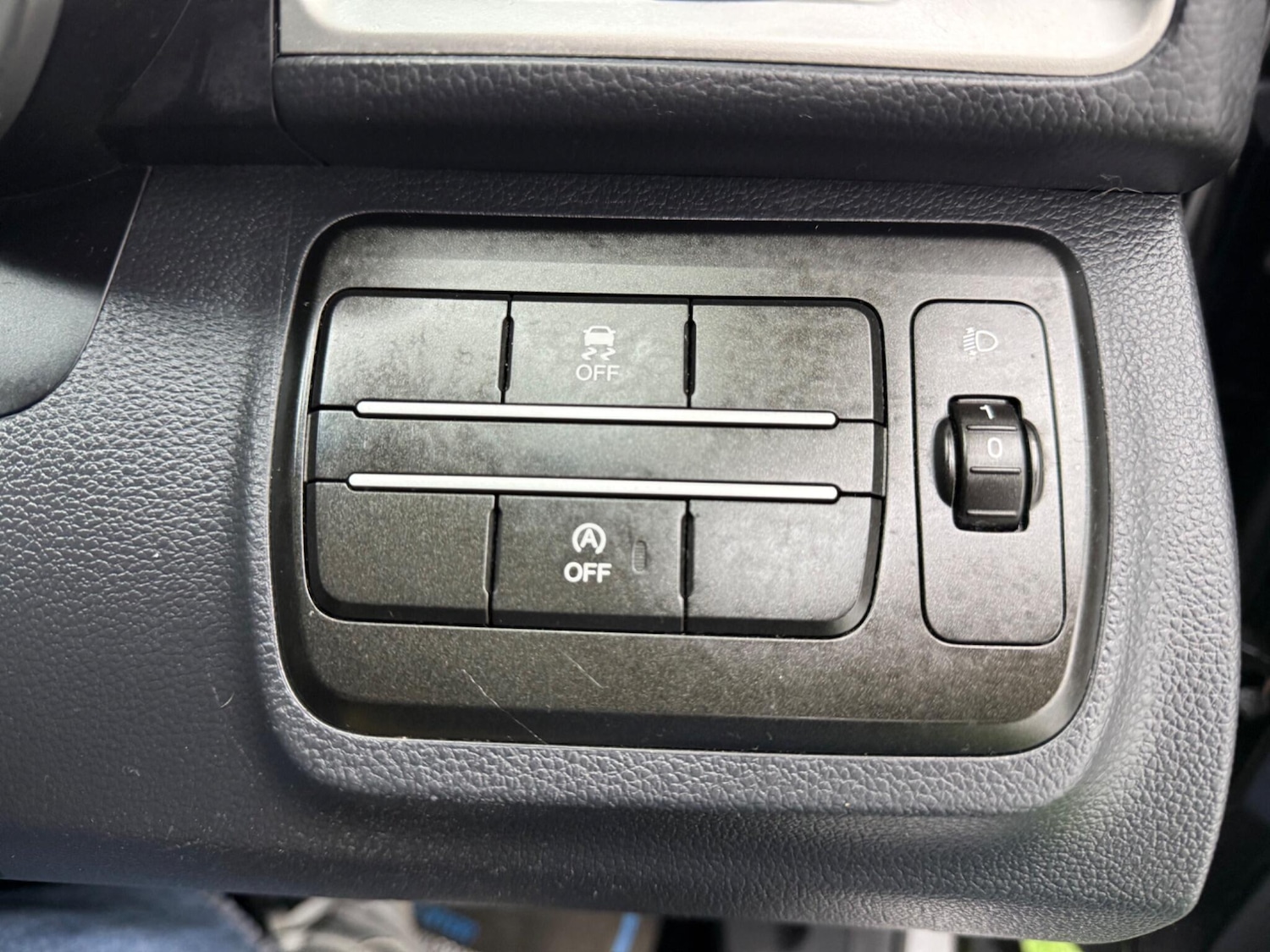 Used Ssangyong Tivoli 2016 for sale - 77130972: Photo 42