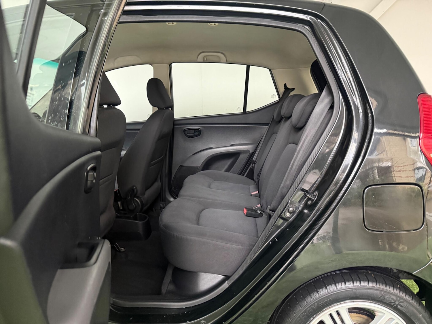 Used Hyundai i10 for sale - 76994719: Photo 21