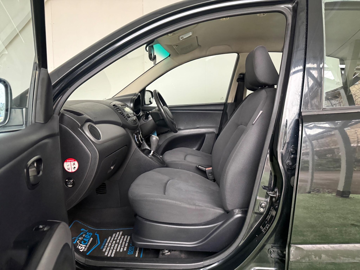 Used Hyundai i10 for sale - 76994719: Photo 24