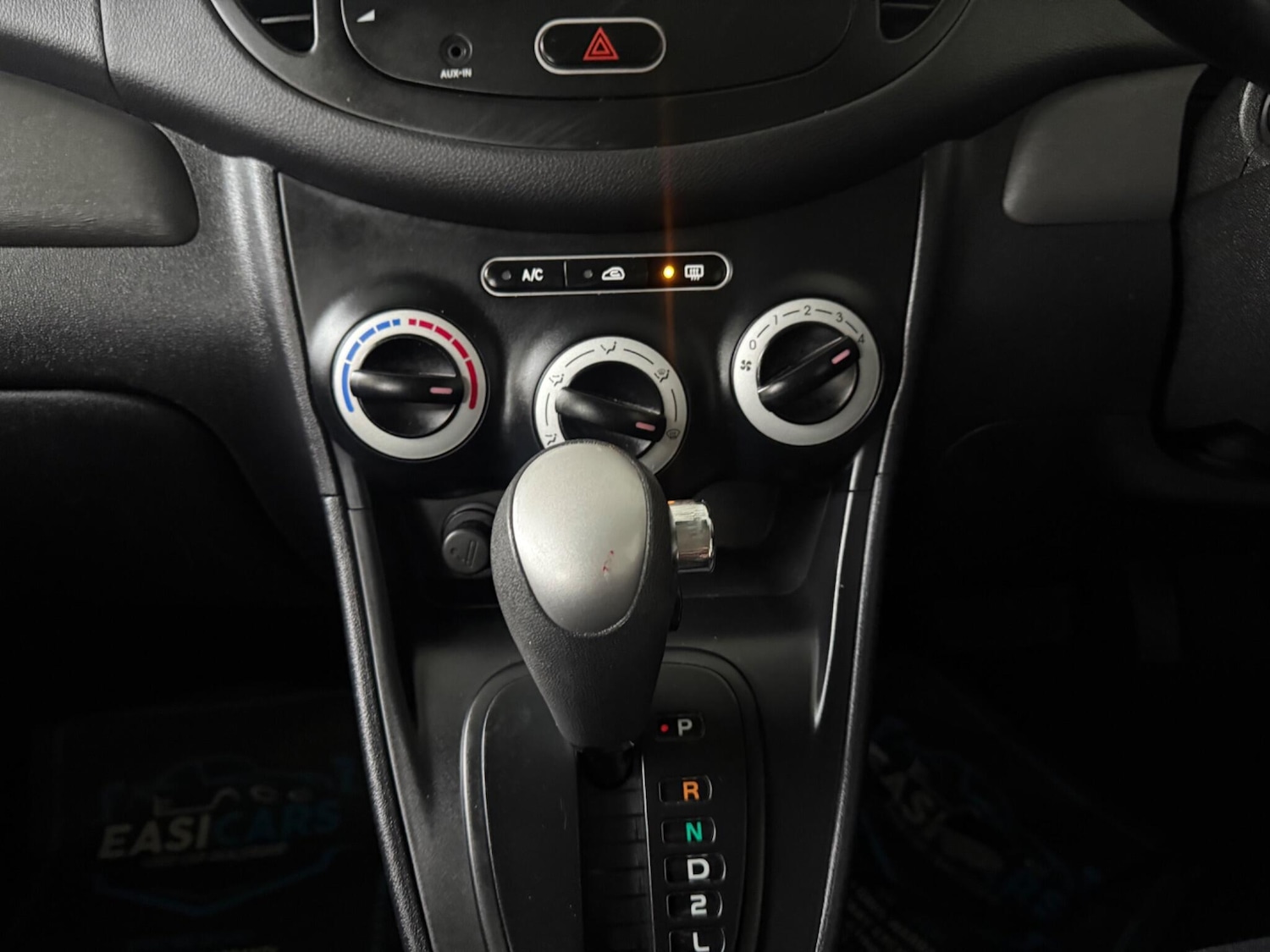 Used Hyundai i10 for sale - 76994719: Photo 29