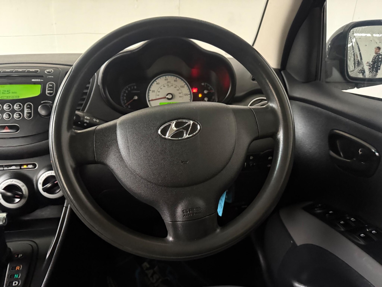 Used Hyundai i10 for sale - 76994719: Photo 31