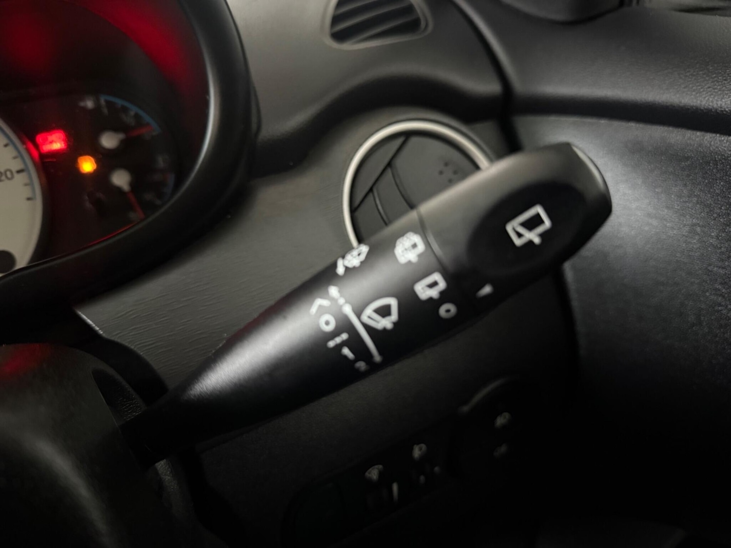 Used Hyundai i10 for sale - 76994719: Photo 34