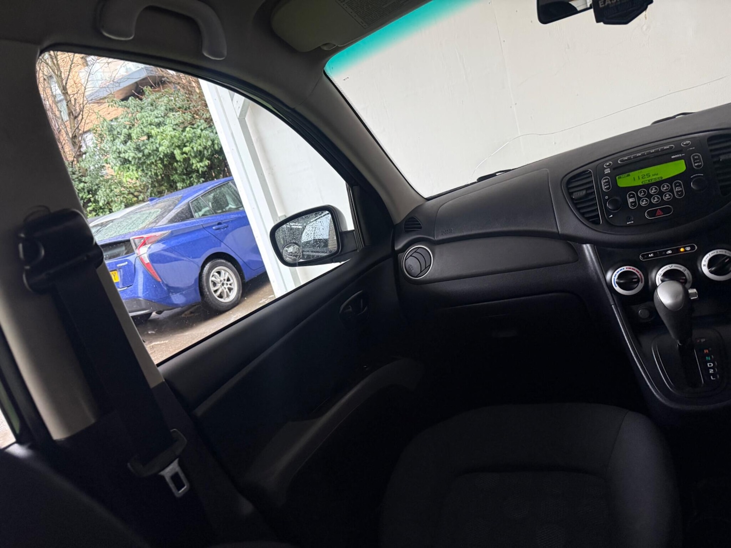 Used Hyundai i10 for sale - 76994719: Photo 35