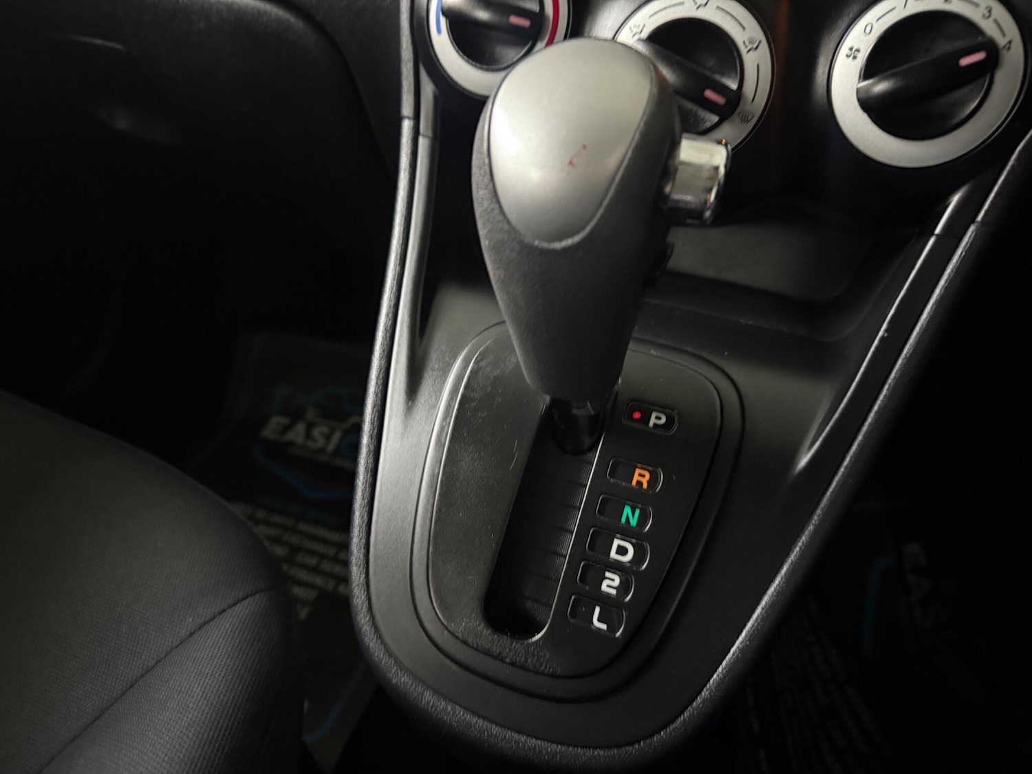 Used Hyundai i10 for sale - 76994719: Photo 41