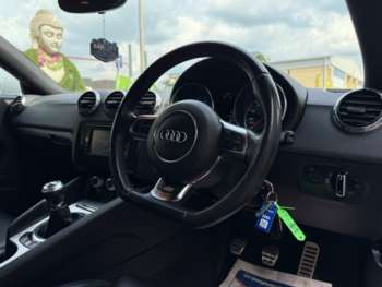 Used Audi TT 2011 for sale - 74875737: Photo