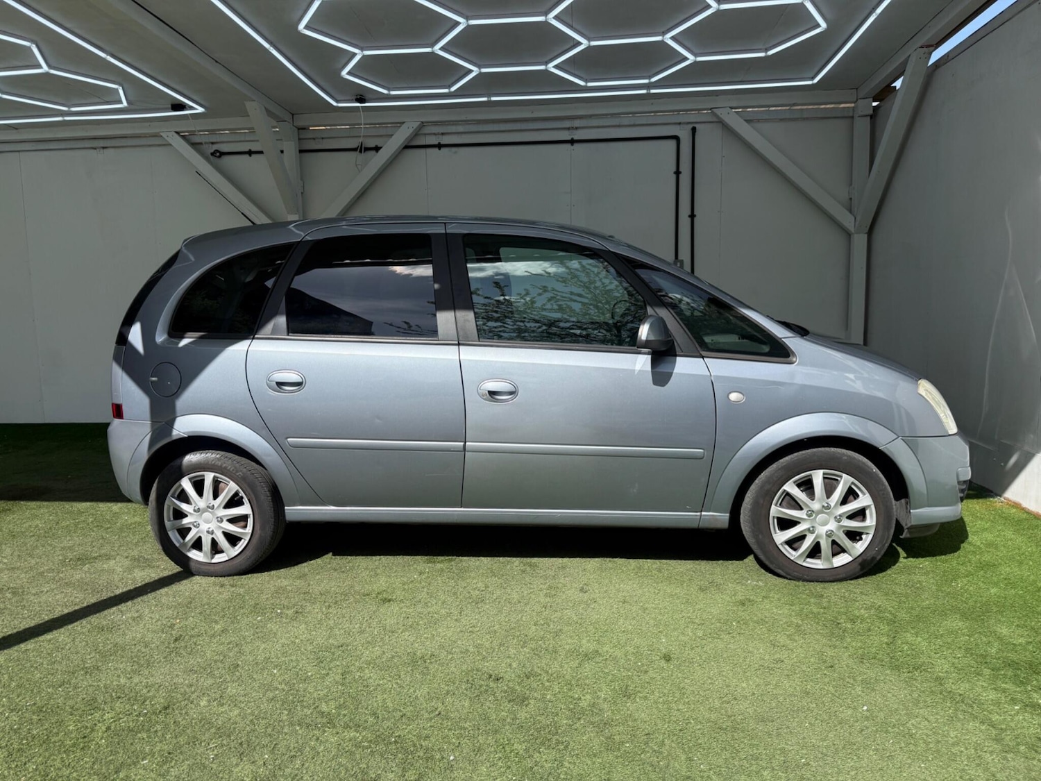 Used Vauxhall Meriva for sale - 78214361: Photo 2