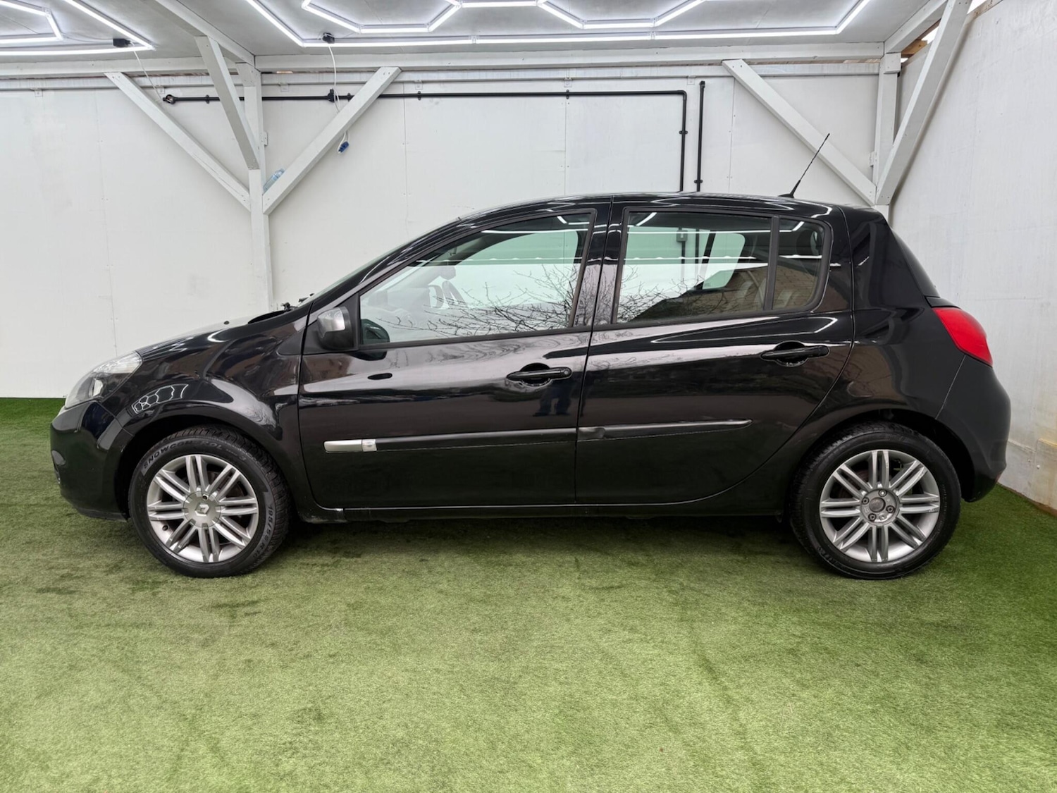 Used Renault Clio 2012 for sale - 78007606: Photo 10