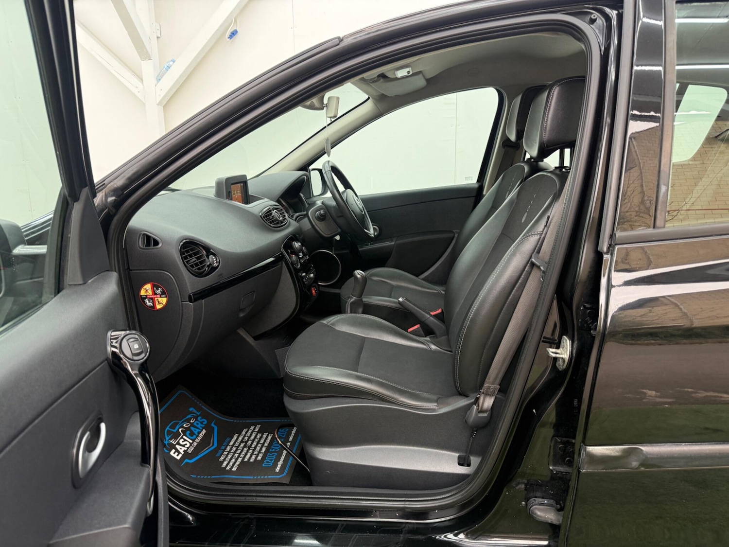 Used Renault Clio 2012 for sale - 78007606: Photo 25