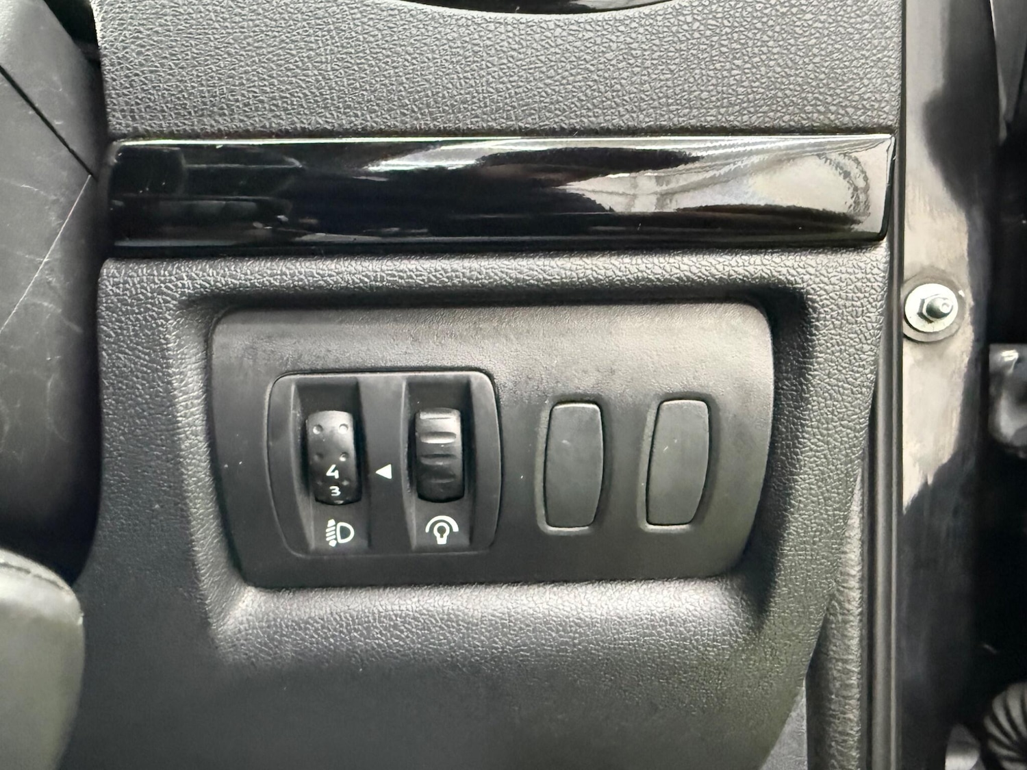 Used Renault Clio 2012 for sale - 78007606: Photo 43