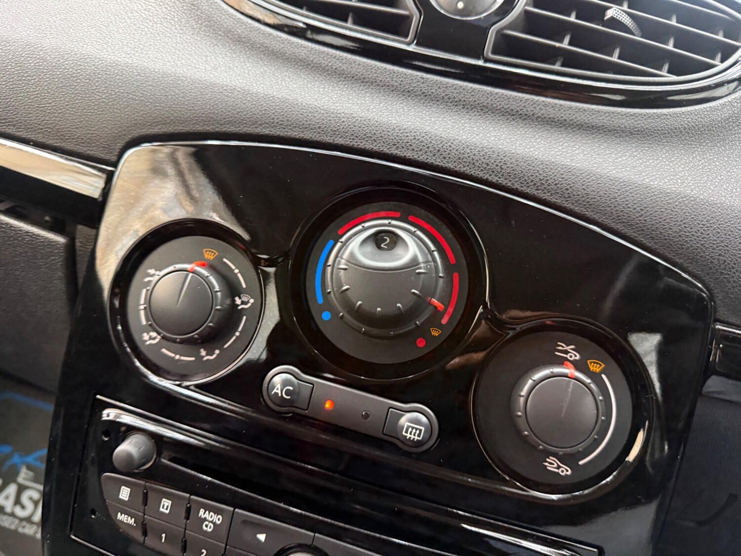 Used Renault Clio 2012 for sale - 78007606: Photo 49