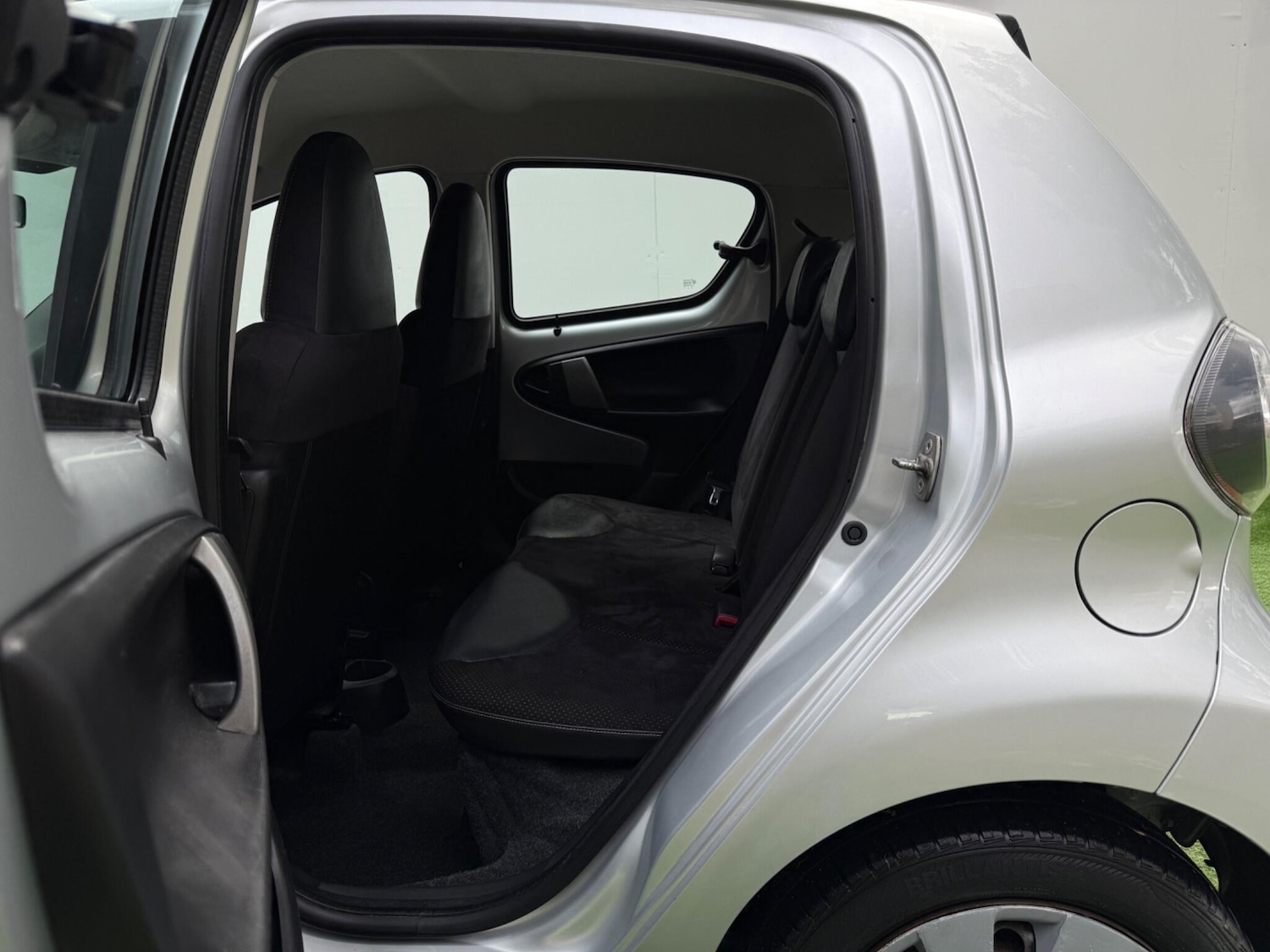 Vehicle 22