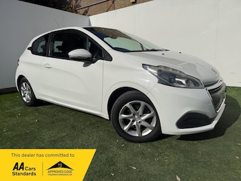 Peugeot - 208