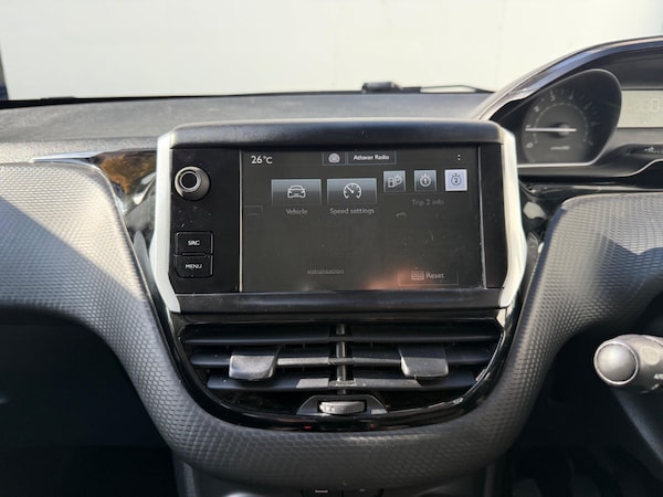 Used Peugeot 208 2015 for sale - 76247825: Photo 25