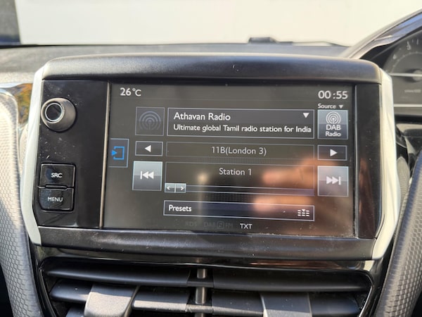 Used Peugeot 208 2015 for sale - 76247825: Photo 40