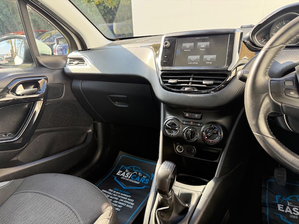 Used Peugeot 208 2015 for sale - 76247825: Photo 47