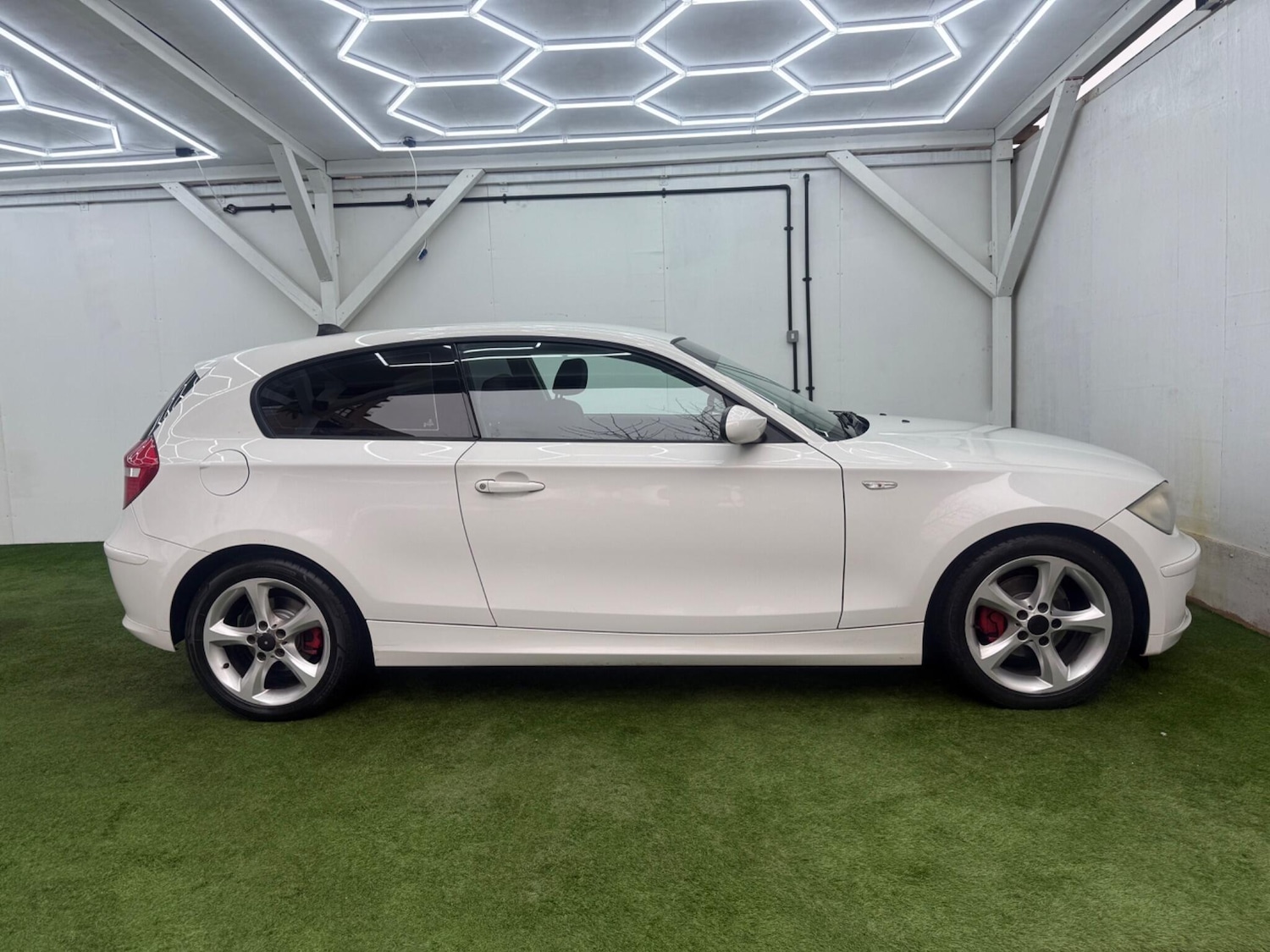 Used BMW 1 Series 2009 for sale - 77799170: Photo 2