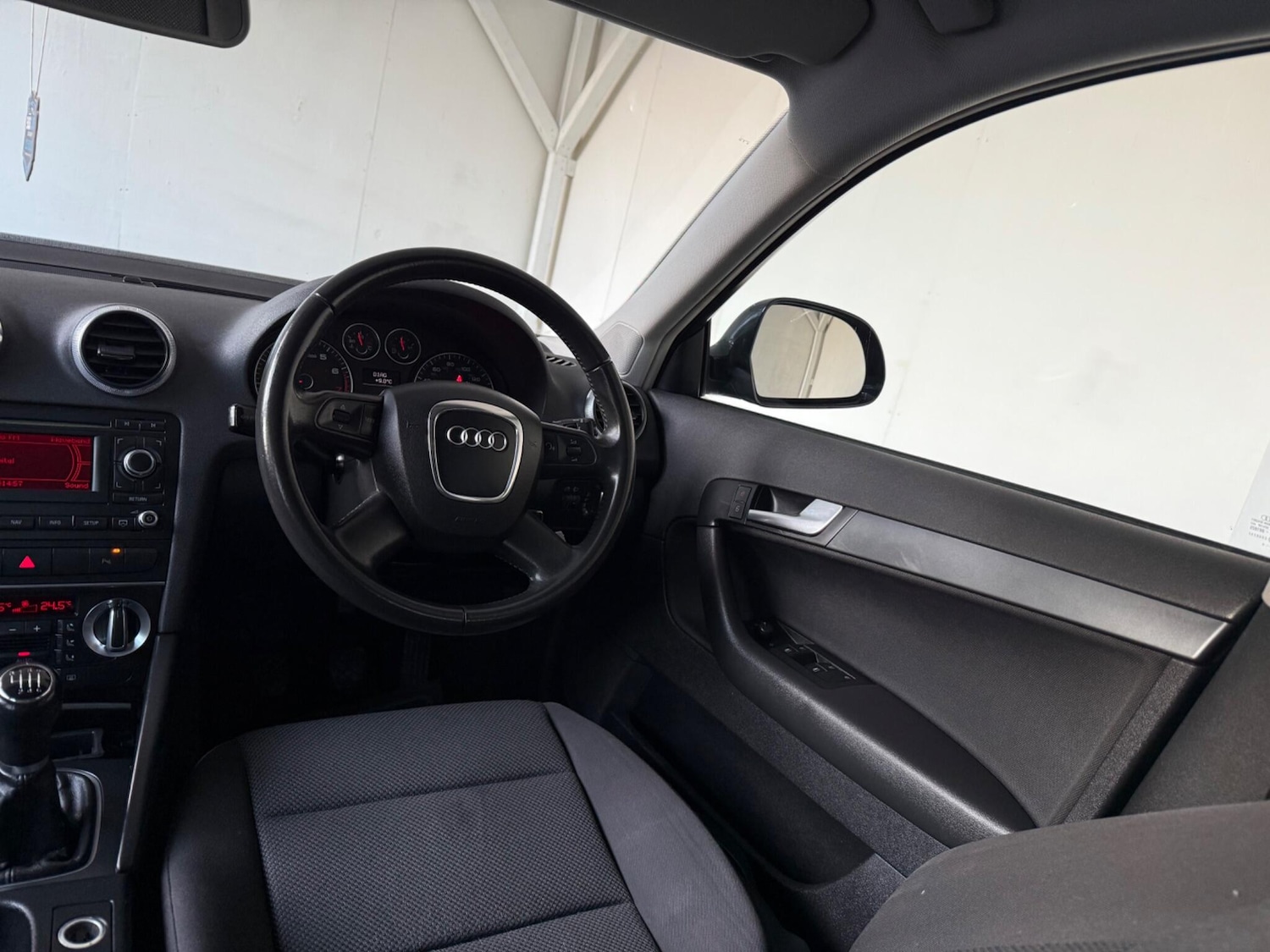 Used Audi A3 2009 for sale - 77016159: Photo 39