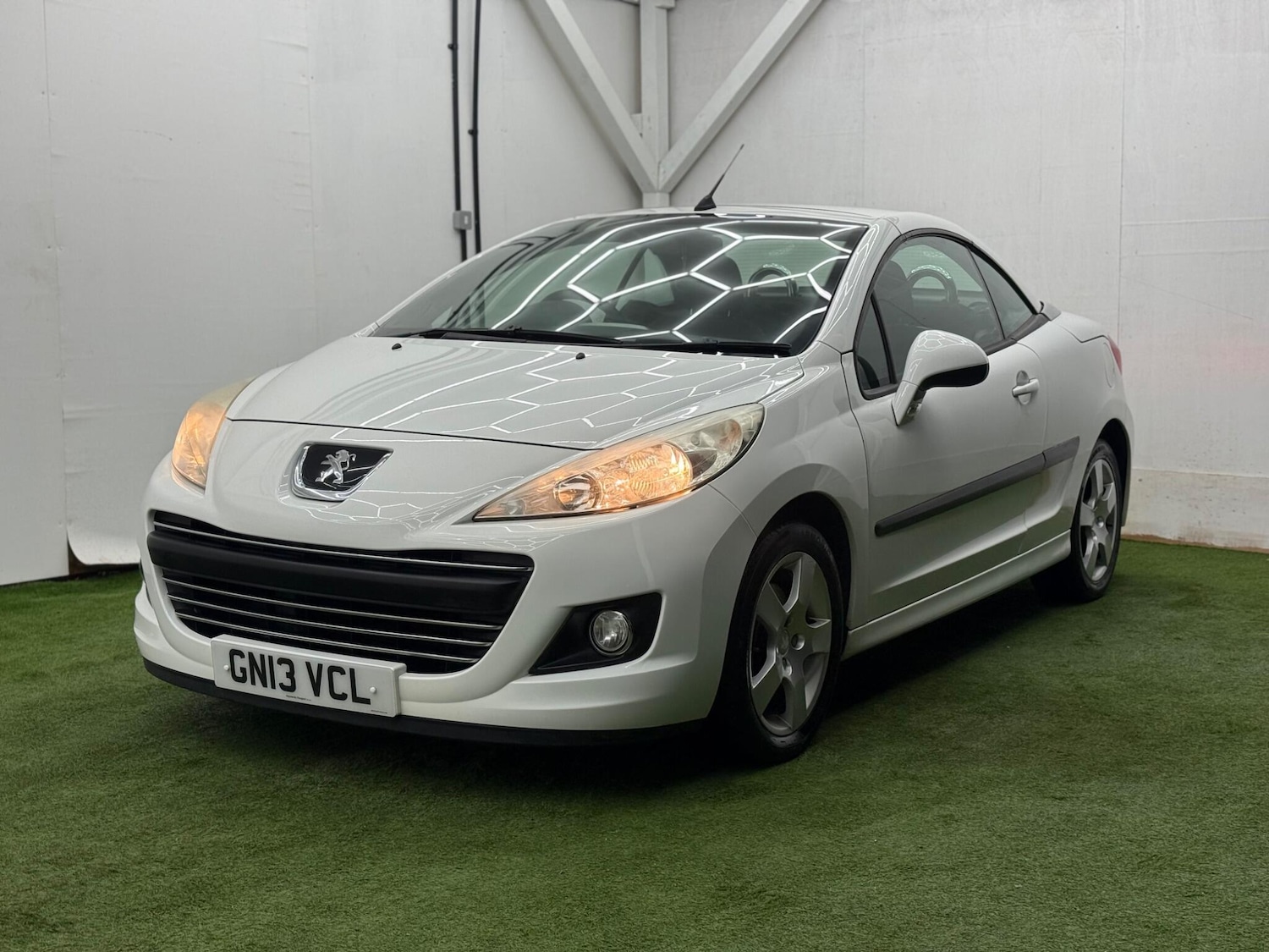 Used Peugeot 207 2013 for sale - 77345240: Photo 11