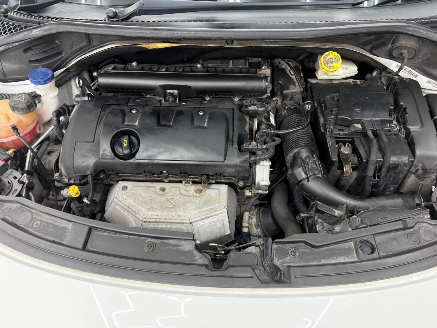 Used Peugeot 207 2013 for sale - 77345240: Photo 17