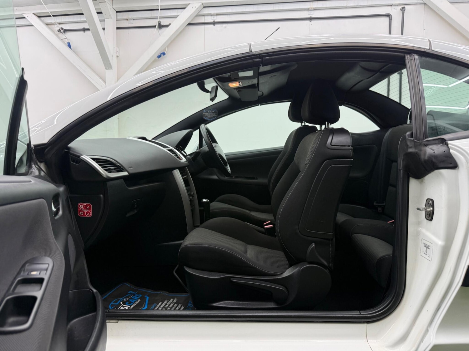 Used Peugeot 207 2013 for sale - 77345240: Photo 24