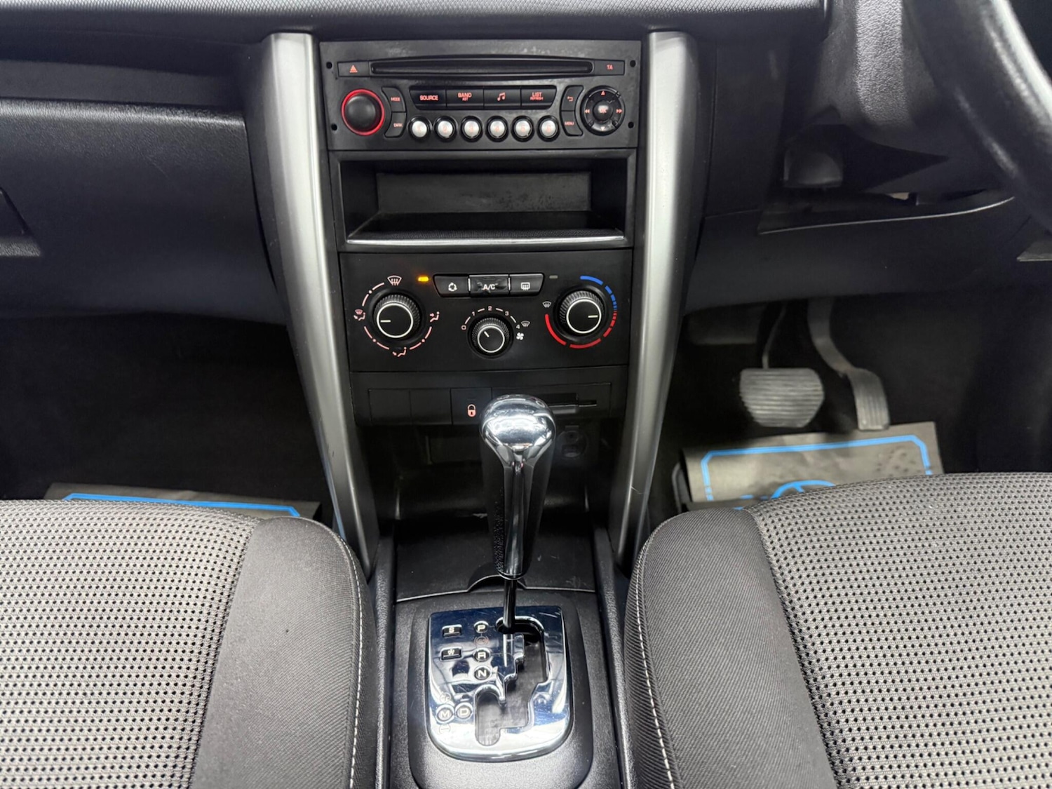 Used Peugeot 207 2013 for sale - 77345240: Photo 31