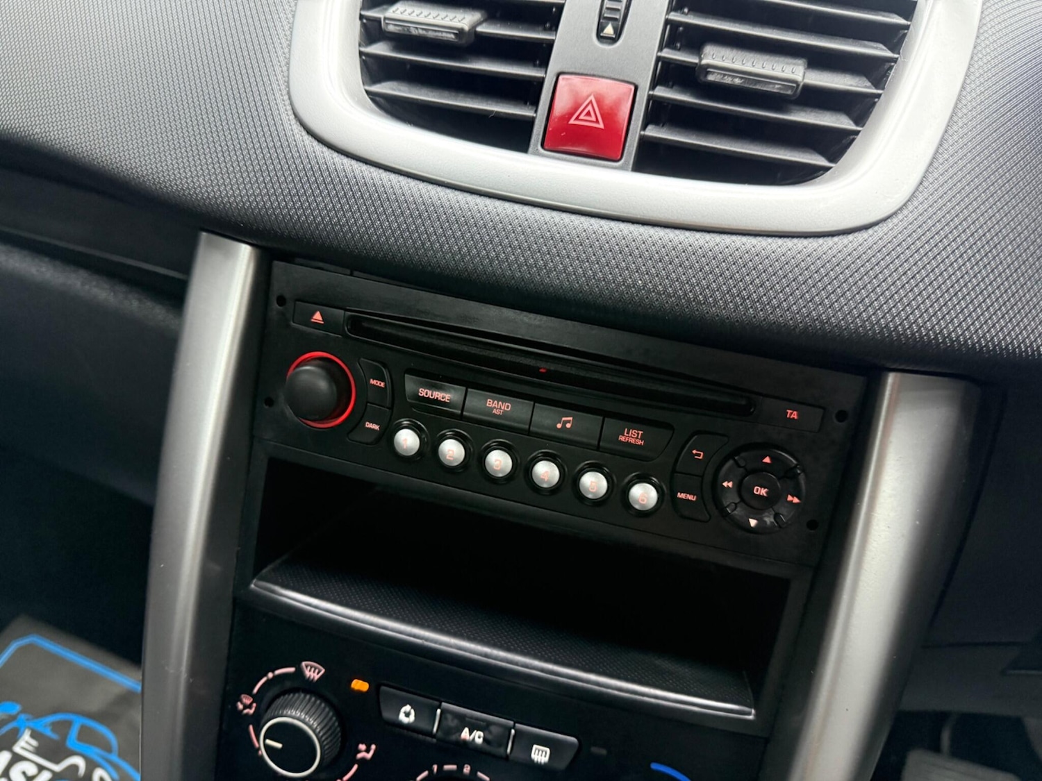 Used Peugeot 207 2013 for sale - 77345240: Photo 43